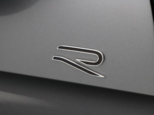 Volkswagen Passat Variant 1.5 eHybrid 272 Pk Automaat R-Line Business | Black Style | Head Up | Matrix LED | Panora... ActivLease financial lease