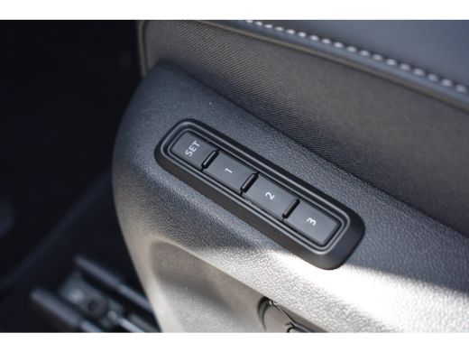 Volkswagen Tayron R-Line Edition | 'App-Connect' draadloze smartphone integratie | Automatische afstandsregeling (A... ActivLease financial lease