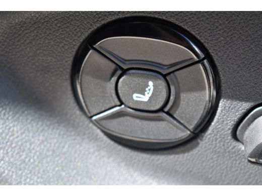 Volkswagen Tayron R-Line Edition | 'App-Connect' draadloze smartphone integratie | Automatische afstandsregeling (A... ActivLease financial lease