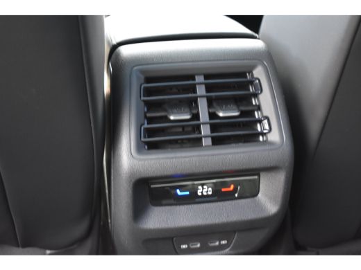 Volkswagen Tayron R-Line Edition | 'App-Connect' draadloze smartphone integratie | Automatische afstandsregeling (A... ActivLease financial lease