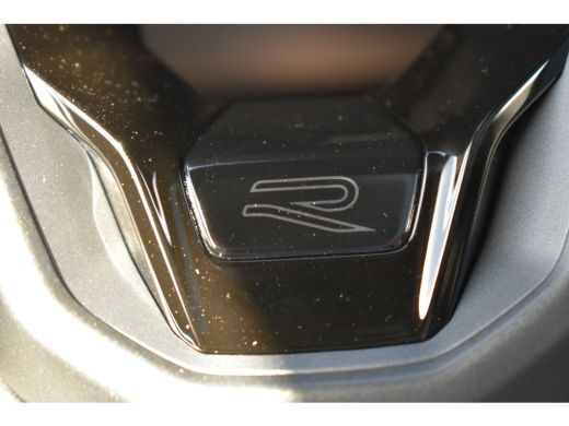 Volkswagen Tayron R-Line Edition | 'App-Connect' draadloze smartphone integratie | Automatische afstandsregeling (A... ActivLease financial lease