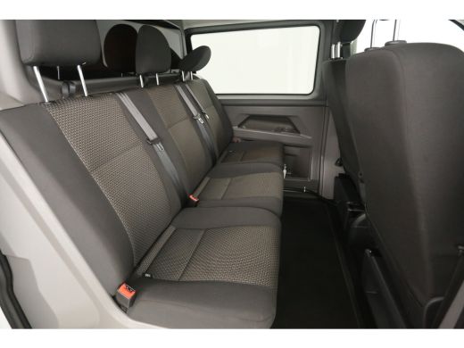 Volkswagen Transporter 2.0 TDI BULLI 150PK L2H1 | Automaat | Dubbele Cabine | Airco | Cruise | Virtual | Camera | Carpla... ActivLease financial lease