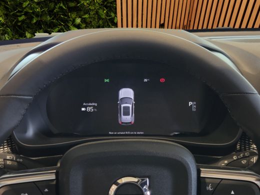 Volvo  EX40 Single Motor Ext. Range Ultra Black Edition 82 kWh | Panoramadak | Harman/Kardon | 360 Camera | M... ActivLease financial lease