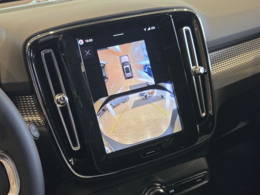 Volvo  EX40 Single Motor Ext. Range Ultra Black Edition 82 kWh | Panoramadak | Harman/Kardon | 360 Camera | M... ActivLease financial lease