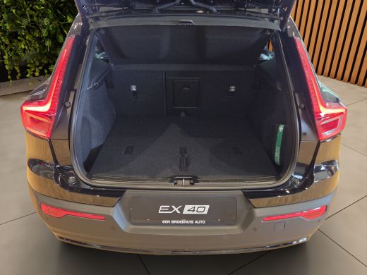 Volvo  EX40 Single Motor Ext. Range Ultra Black Edition 82 kWh | Panoramadak | Harman/Kardon | 360 Camera | M... ActivLease financial lease