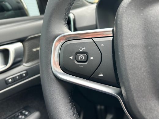 Volvo  XC40 2.0 B4 Plus Dark | Pano | 360 camera | Nubuck bekleding | 20" velg | Pixel-LED | Harman/Kardon | ... ActivLease financial lease