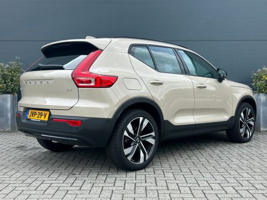 Volvo  XC40 2.0 B4 Plus Dark | Pano | 360 camera | Nubuck bekleding | 20" velg | Pixel-LED | Harman/Kardon | ... ActivLease financial lease
