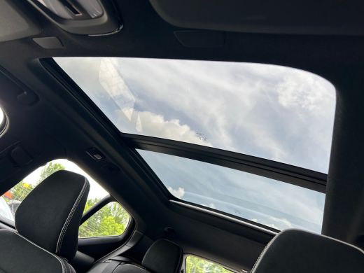 Volvo  XC40 2.0 B4 Plus Dark | Pano | 360 camera | Nubuck bekleding | 20" velg | Pixel-LED | Harman/Kardon | ... ActivLease financial lease