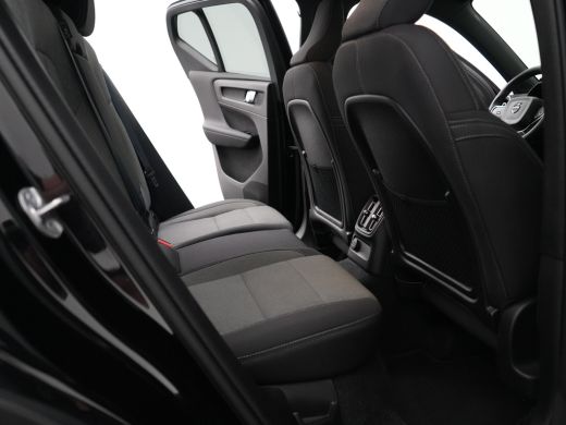 Volvo  XC40 T4 Recharge Plus Dark | Harman/Kardon | Elek Stoel | Keyless | Trekhaak | Stoel- & Stuurverwarmin... ActivLease financial lease