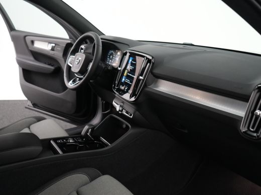 Volvo  XC40 T4 Recharge Plus Dark | Harman/Kardon | Elek Stoel | Keyless | Trekhaak | Stoel- & Stuurverwarmin... ActivLease financial lease