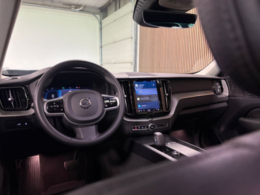 Volvo  XC60 T6 AWD Recharge Plus Dark | Harman Kardon | All Season banden | Adaptieve Cruise Control | Stoelv... ActivLease financial lease