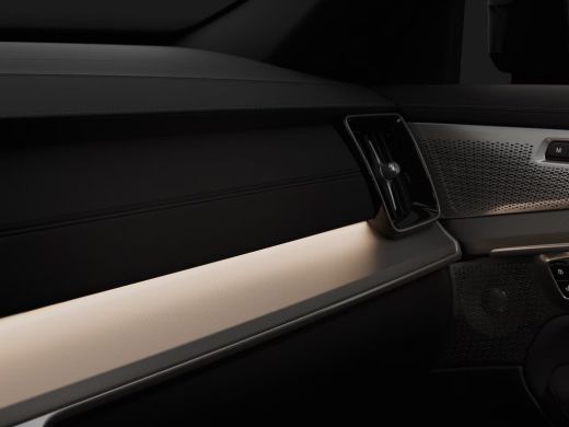Volvo  XC90 2.0 T8 Plug-in hybrid AWD Ultra Dark Exec. Ed. | 2 stoelen op derde rij | Aluminium interieur afw... ActivLease financial lease