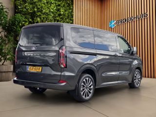 Ford Tourneo Custom Custom 340 2.5 PHEV L1H1 Titanium X 233PK Panoramadak | Trekhaak | Leder | 8 persoons | Elektrisc...