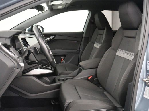 Audi Q4 e-tron 35 Launch edition Advanced 55 kWh | SOH 91% | Carplay | Stoelverwarming| Matrix LED | DAB | Cruis... ActivLease financial lease