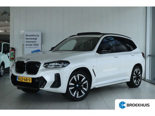 BMW iX3 Executive 80 kWh M-Sport "OP AFSPRAAK" | Adapt. Cruise | Schuifdak | Camera | Memory | Navi | Car... ActivLease financial lease