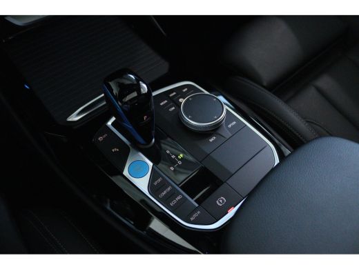 BMW iX3 Executive 80 kWh M-Sport "OP AFSPRAAK" | Adapt. Cruise | Schuifdak | Camera | Memory | Navi | Car... ActivLease financial lease