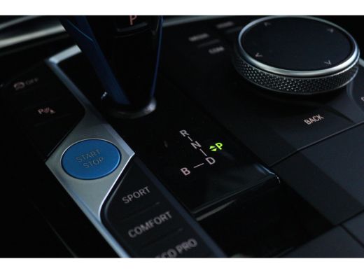 BMW iX3 Executive 80 kWh M-Sport "OP AFSPRAAK" | Adapt. Cruise | Schuifdak | Camera | Memory | Navi | Car... ActivLease financial lease