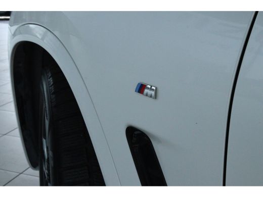 BMW iX3 Executive 80 kWh M-Sport "OP AFSPRAAK" | Adapt. Cruise | Schuifdak | Camera | Memory | Navi | Car... ActivLease financial lease