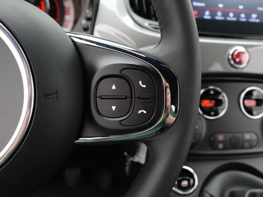 Fiat 500 1.0 Hybrid Club Cruise Control | Climate Control | Apple Carplay/Android Auto | Parkeersenoren ActivLease financial lease