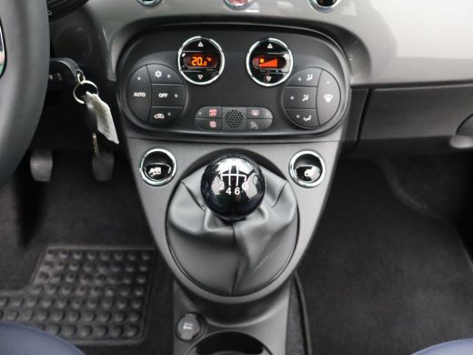 Fiat 500 1.0 Hybrid Club Cruise Control | Climate Control | Apple Carplay/Android Auto | Parkeersenoren ActivLease financial lease