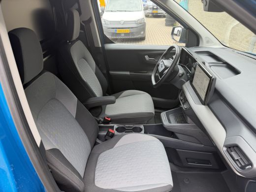Ford E-Transit Limited 44 kWh Direct rijden/CarPlay/Sortimo inbouw/stoelverwarming ActivLease financial lease