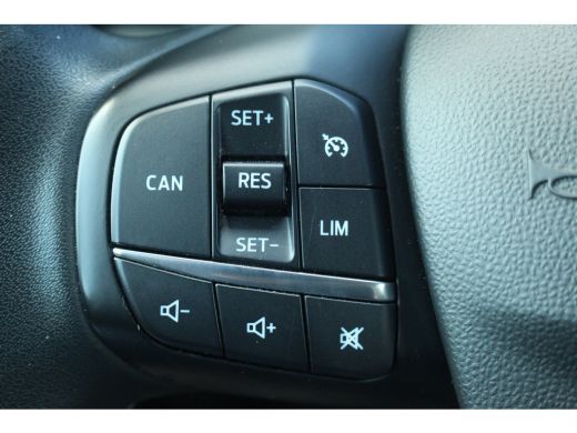 Ford Fiesta 1.0 Titanium | Climate & Cruise C. | Trekhaak | Navigatie | Park Assist | 16" LMV | Climate & Cru... ActivLease financial lease