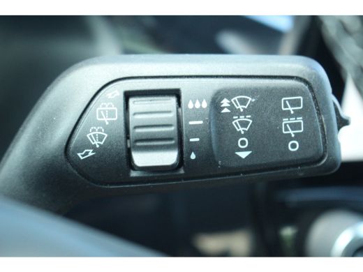 Ford Fiesta 1.0 Titanium | Climate & Cruise C. | Trekhaak | Navigatie | Park Assist | 16" LMV | Climate & Cru... ActivLease financial lease