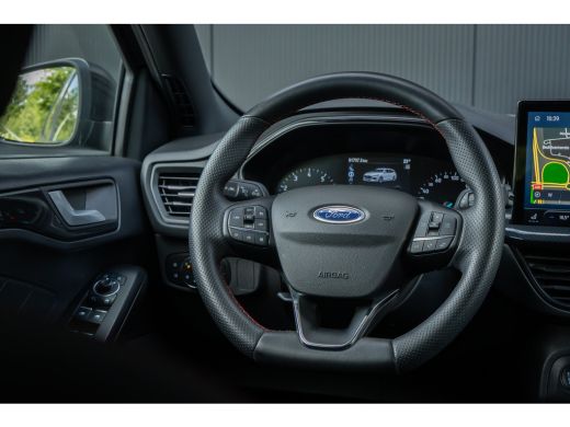 Ford Focus 1.0 EcoBoost Hybrid ST | Nieuw model | Full LED | Winter-pack | Privacy-glass | Apple carplay / A... ActivLease financial lease
