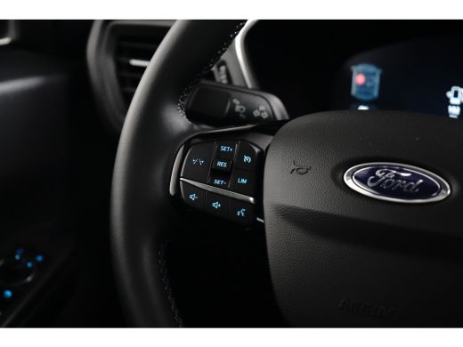 Ford Kuga 2.5 PHEV 243pk Active | Elekt. Trekhaak | Pano | LED Matrix | Technology Pack | All season | ActivLease financial lease