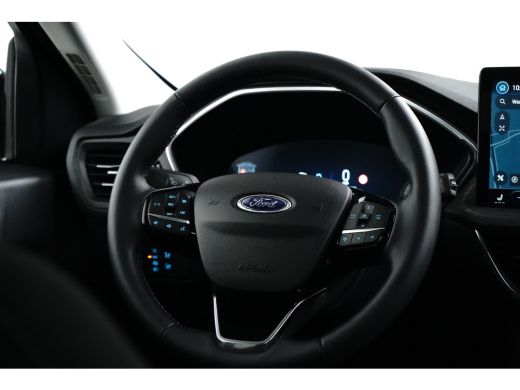 Ford Kuga 2.5 PHEV 243pk Active | Elekt. Trekhaak | Pano | LED Matrix | Technology Pack | All season | ActivLease financial lease