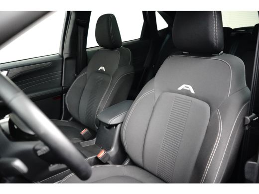 Ford Kuga 2.5 PHEV 243pk Active | Elekt. Trekhaak | Pano | LED Matrix | Technology Pack | All season | ActivLease financial lease
