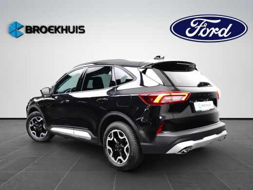 Ford Kuga 2.5 PHEV 243pk Active | Elekt. Trekhaak | Pano | LED Matrix | Technology Pack | All season | ActivLease financial lease