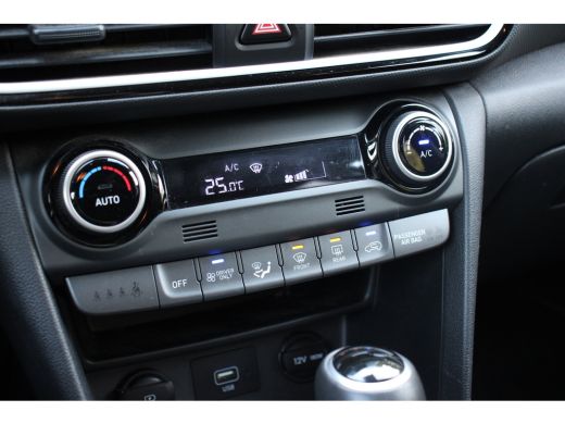 Hyundai Kona 1.6 GDI HEV Fashion | NL-AUTO! | CAMERA | ADAPTIVE CRUISE | TREKHAAK | DODE HOEK | ALL SEASON | D... ActivLease financial lease