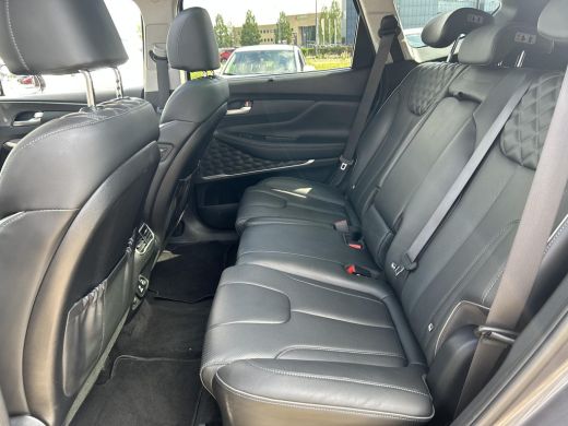 Hyundai Santa Fe 1.6 T-GDI PHEV Premium Sky Trekhaak | 360&deg; Camera | Stoelverwarming/Koeling | Memory seats | Elek... ActivLease financial lease
