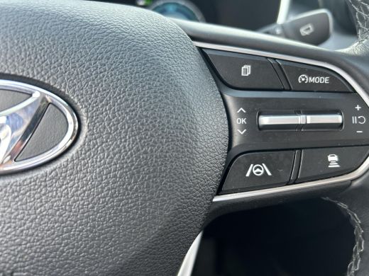 Hyundai Santa Fe 1.6 T-GDI PHEV Premium Sky Trekhaak | 360&deg; Camera | Stoelverwarming/Koeling | Memory seats | Elek... ActivLease financial lease