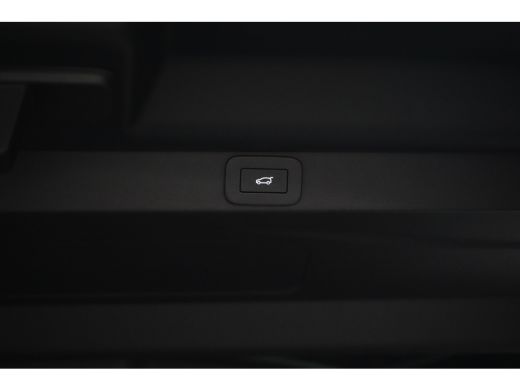 Land Rover Range Rover P460e HSE Hybrid ActivLease financial lease