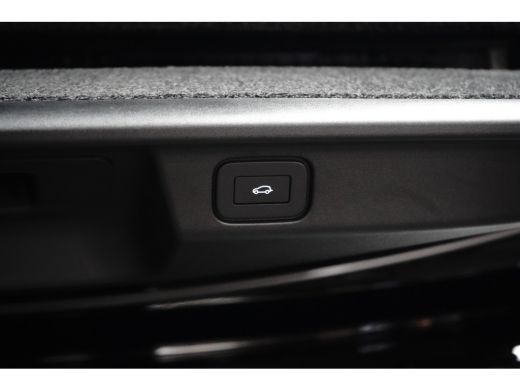 Land Rover Range Rover P460e HSE Hybrid ActivLease financial lease