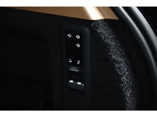 Land Rover Range Rover P460e HSE Hybrid ActivLease financial lease