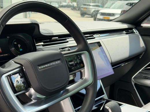 Land Rover Range Rover P550e Autobiography | Vierwielsturing | Shadow Pack | El.trekhaak | Softclose | Lederen hemel | H... ActivLease financial lease