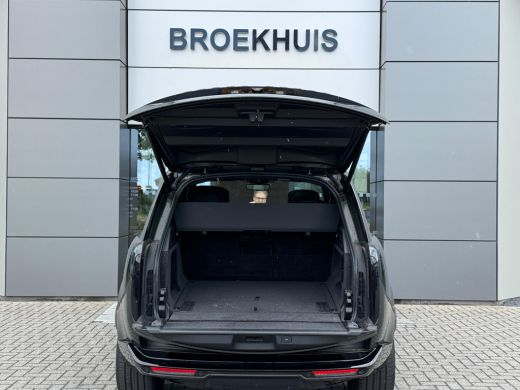 Land Rover Range Rover P550e Autobiography | Vierwielsturing | Shadow Pack | El.trekhaak | Softclose | Lederen hemel | H... ActivLease financial lease