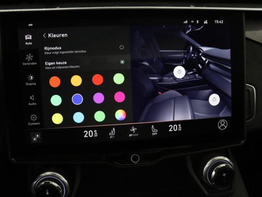 Lynk & Co 01 1.5 Plug In | SOH 91,6% | Panoramadak | Infinity by Harman | 360 Camera | Adaptive cruise | Stoel... ActivLease financial lease