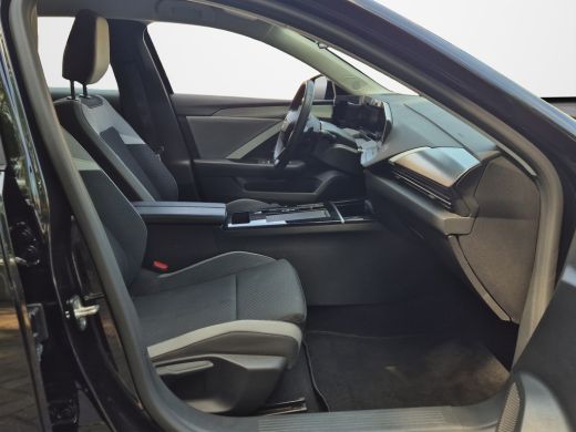 Opel Astra Sports Tourer 1.6 Turbo Hybrid 180pk | Adaptive Cruise | PDC ActivLease financial lease