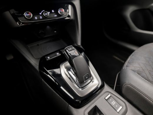 Opel Corsa 1.2 Elegance Automaat (VIRTUAL COCKPIT, APPLE CARPLAY, GROOT NAVI, KEYLESS, 360 CAMERA, SPORTSTOE... ActivLease financial lease