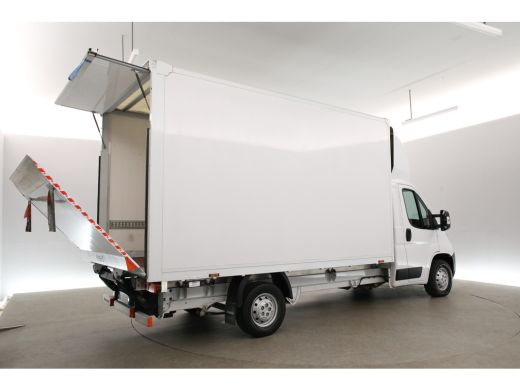 Opel Movano 2.2D 140PK 3.5t | Bakwagen | Laadklep | Camera | Airco | Cruise | 3 Zits | Laadbak ActivLease financial lease