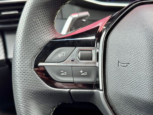 Peugeot 2008 1.2 Hybrid 136 GT | Cruise Control | Achteruitrij Camera ActivLease financial lease