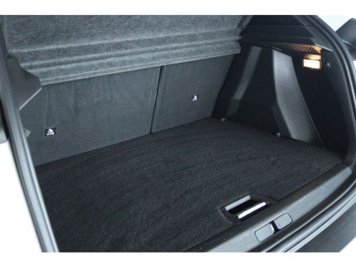 Peugeot 2008 1.2 Turbo GT Pack | Adapt. Cruise | Alcantara | Keyless | Camera | EVISSA | LED | Navi | Carplay ... ActivLease financial lease