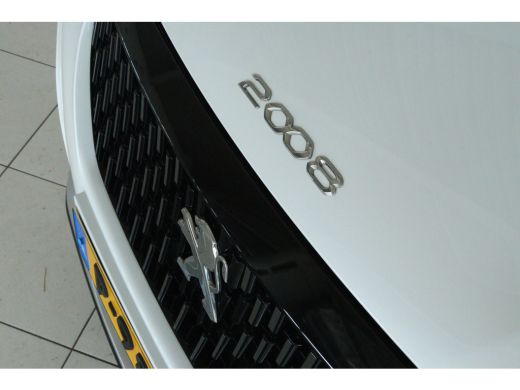 Peugeot 2008 1.2 Turbo GT Pack | Adapt. Cruise | Alcantara | Keyless | Camera | EVISSA | LED | Navi | Carplay ... ActivLease financial lease