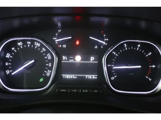 Peugeot Expert 2.0 BlueHDI 177PK L3H1 | Automaat | Clima | Camera | Cruise | 3 Zits | HuD | Carplay | 2xSchuifde... ActivLease financial lease