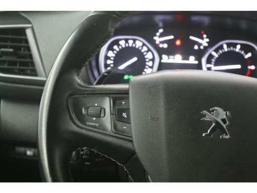 Peugeot Expert 2.0 BlueHDI 177PK L3H1 | Automaat | Clima | Camera | Cruise | 3 Zits | HuD | Carplay | 2xSchuifde... ActivLease financial lease
