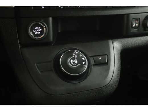 Peugeot Expert 2.0 BlueHDI 177PK L3H1 | Automaat | Clima | Camera | Cruise | 3 Zits | HuD | Carplay | 2xSchuifde... ActivLease financial lease